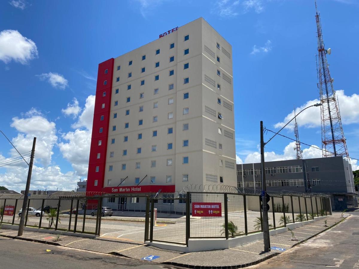 San Martin Hotel Uberlândia エクステリア 写真